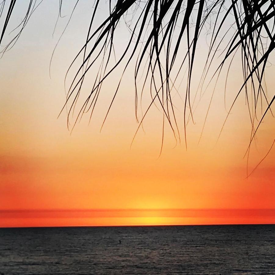 301 Beach Place Condos St. Pete Beach Esterno foto