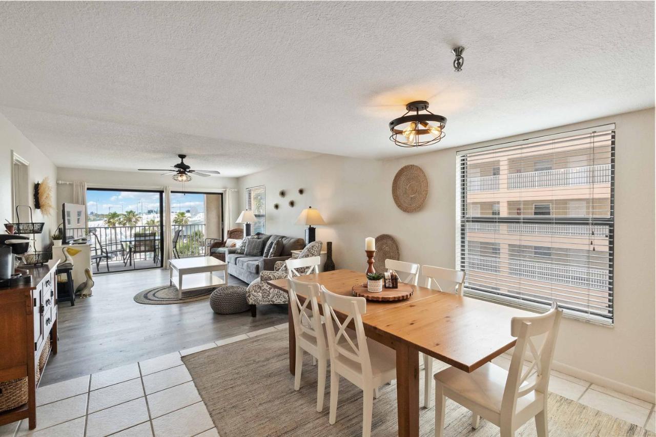 301 Beach Place Condos St. Pete Beach Esterno foto
