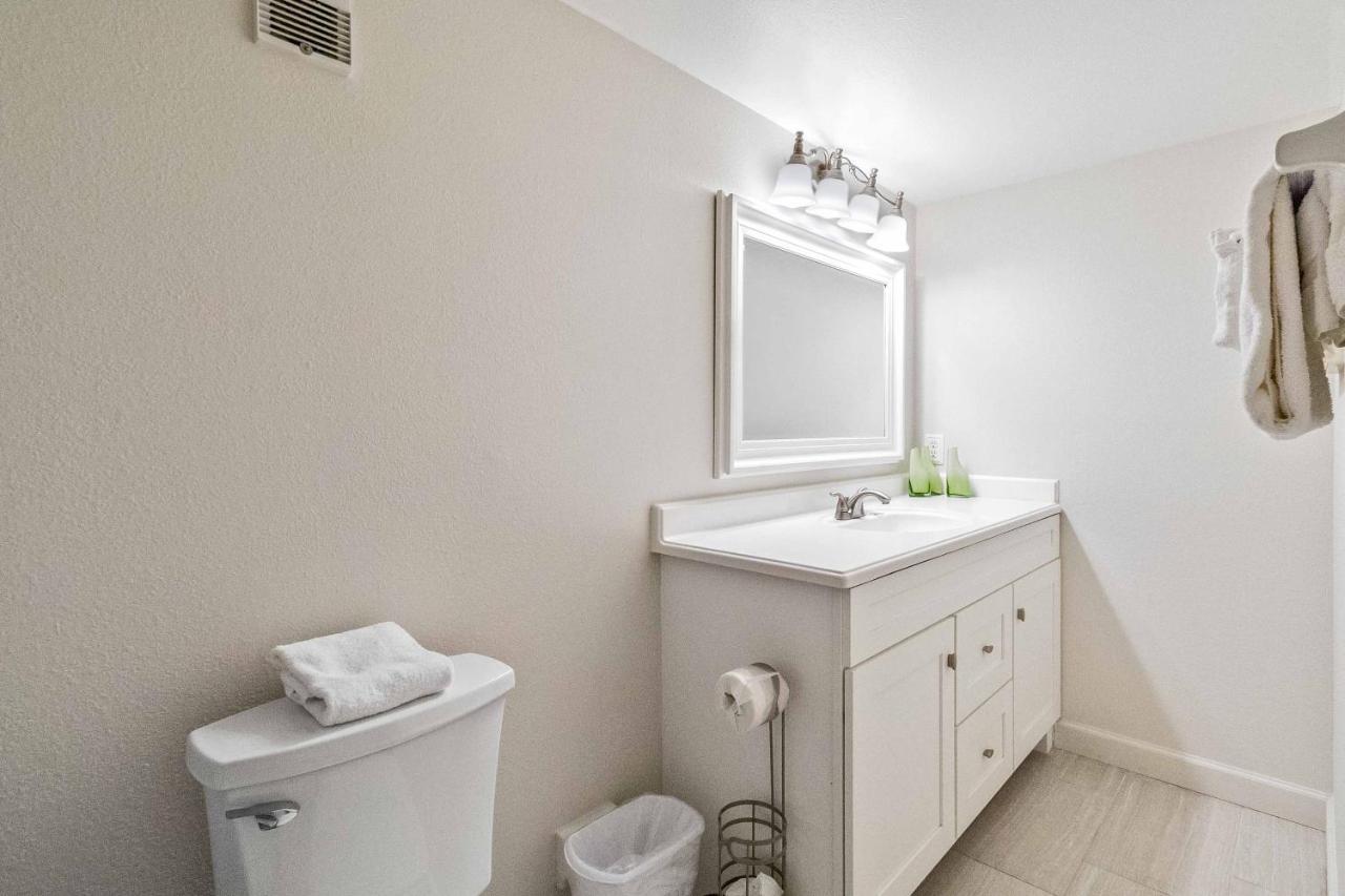 301 Beach Place Condos St. Pete Beach Esterno foto
