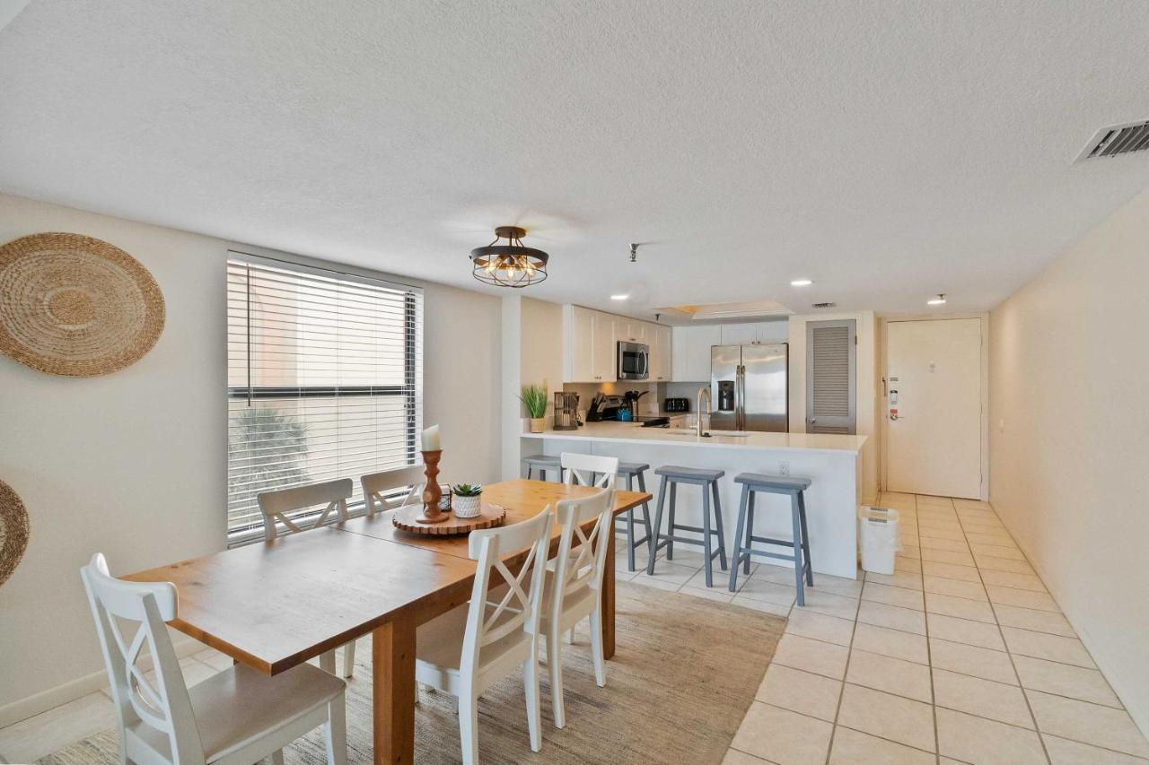 301 Beach Place Condos St. Pete Beach Esterno foto